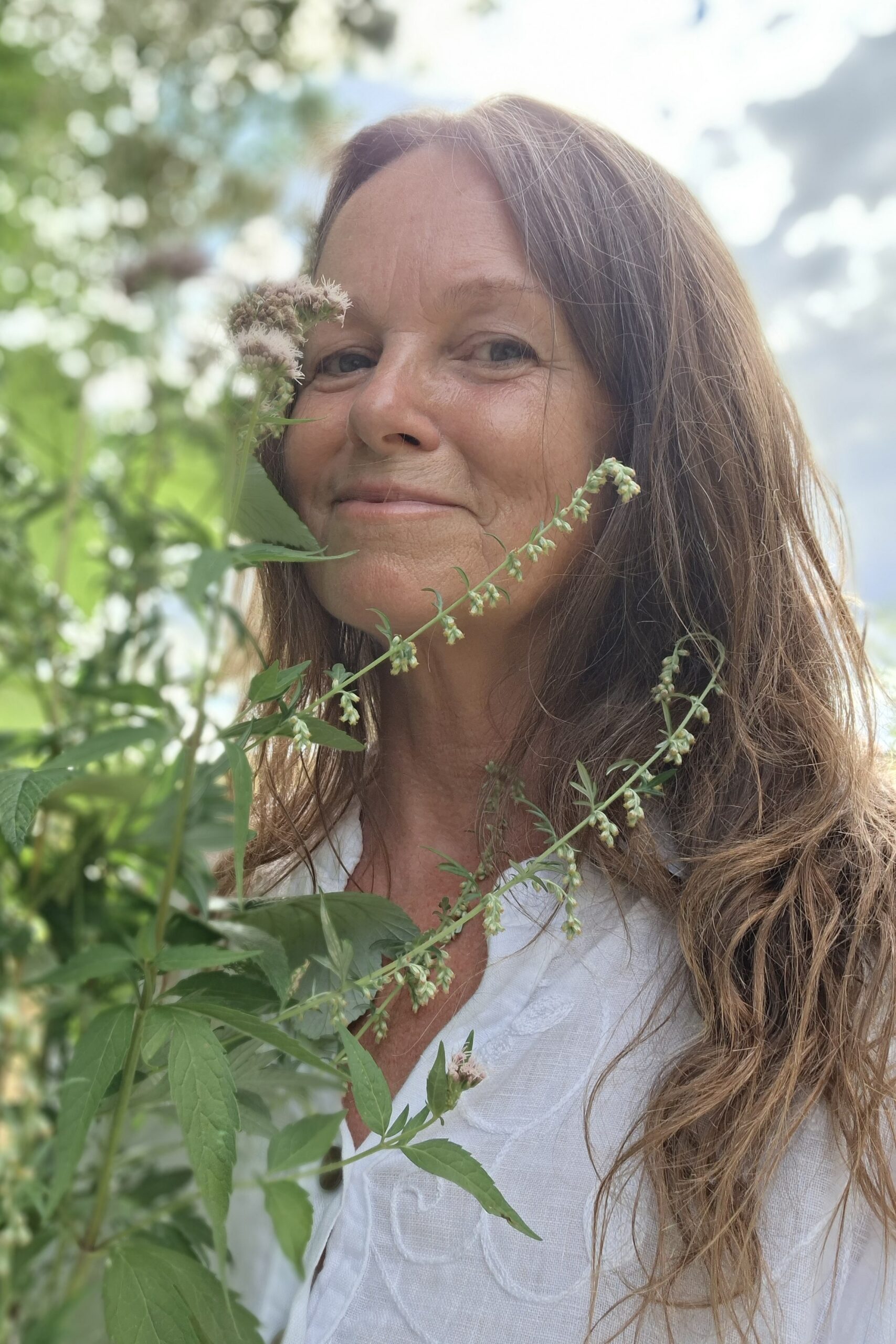 Natascha Boudewijn Eifel Augustus 2026 met Bijvoet & Koninginnekruid2
